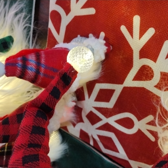 Christmas Light Gnomes Pillow covers & Stockings Tree/Snowflake - Picture 11 of 14